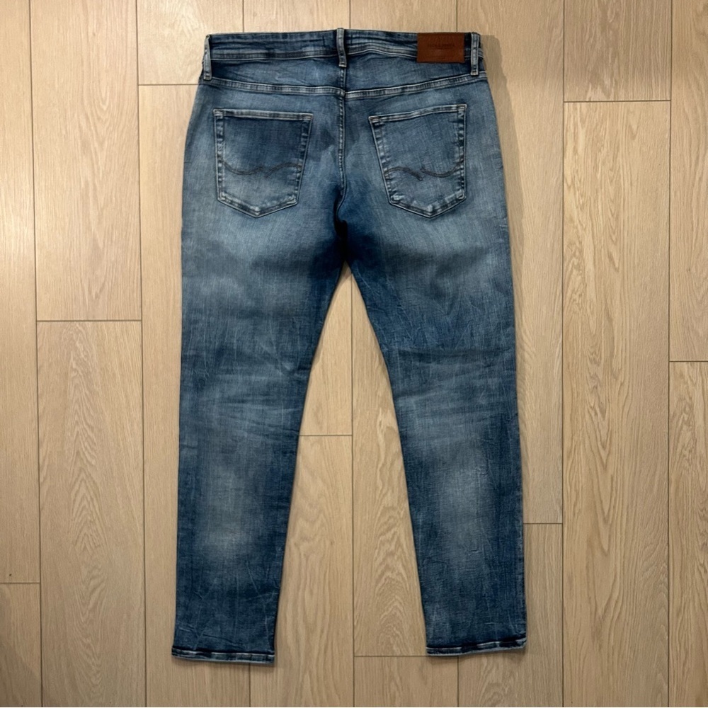 Jack & Jones Slim Fit Glenn Ripped Jeans - Picture 10 of 16